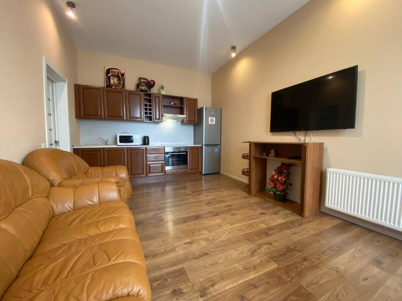 Apartment On Dragomirova キエフ エクステリア 写真
