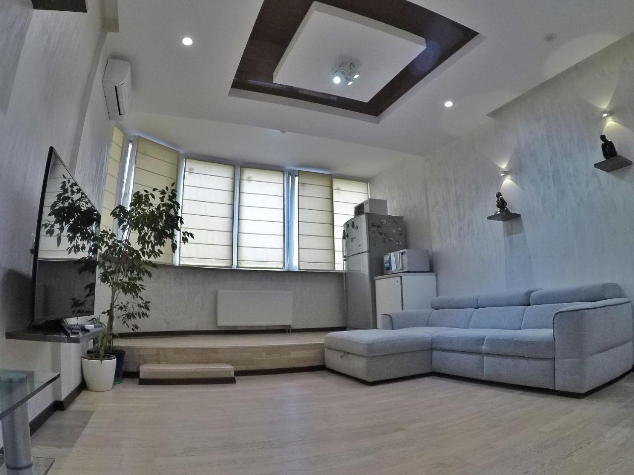 Apartment On Dragomirova キエフ エクステリア 写真