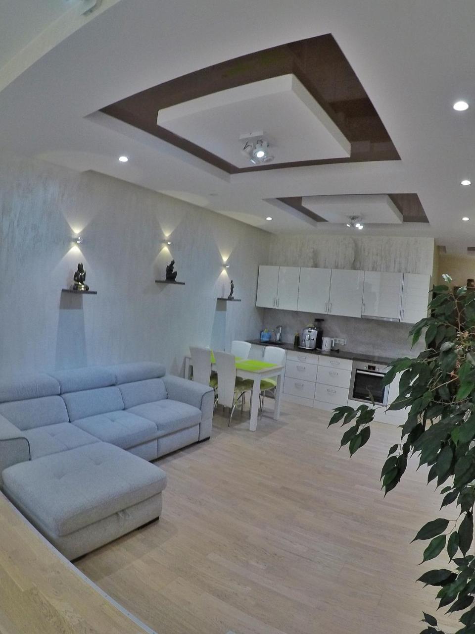 Apartment On Dragomirova キエフ エクステリア 写真